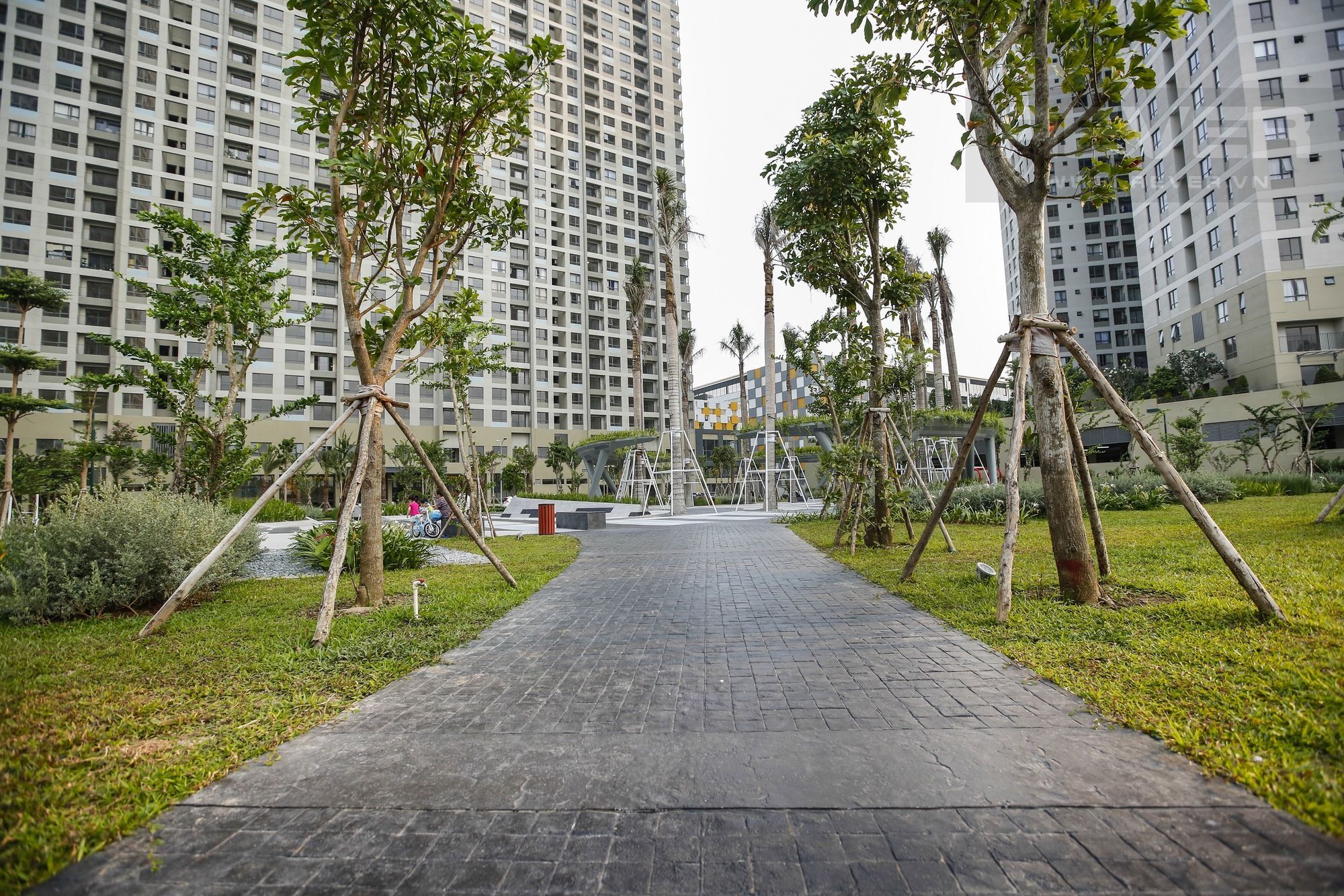 View 2br In Masteri Thao Dien Apartment
